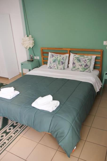 Comfy City Hideaway Каламата Екстер'єр фото
