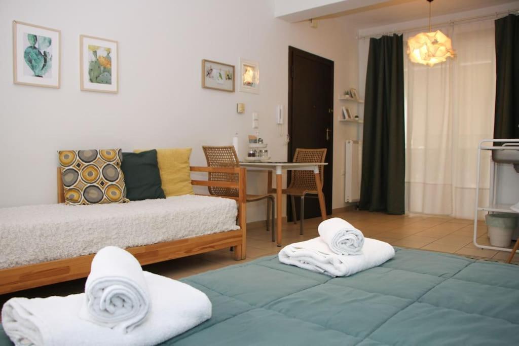 Comfy City Hideaway Каламата Екстер'єр фото